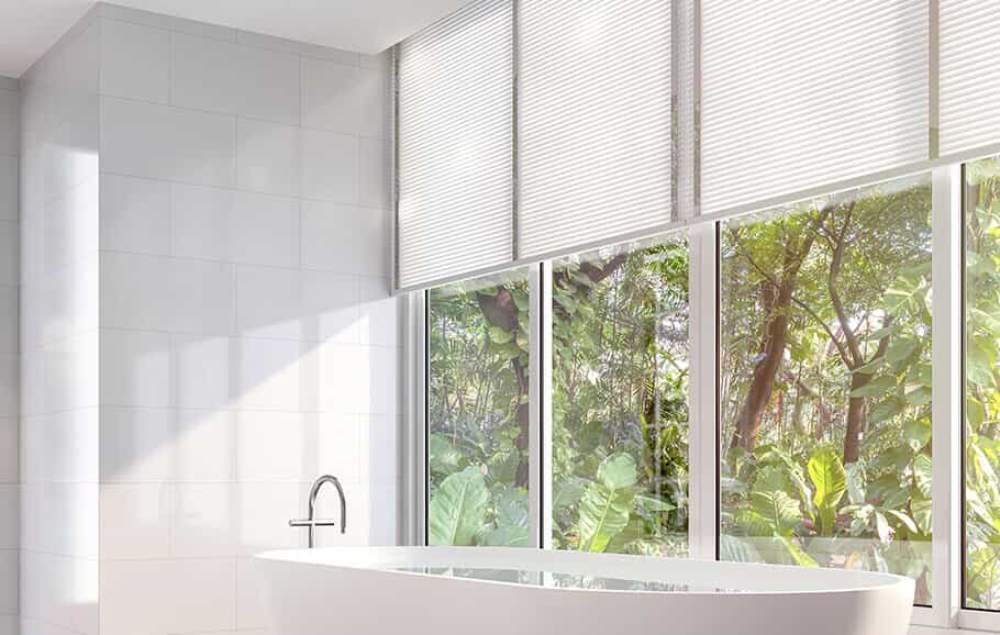 custom motorized window in lake st louis
