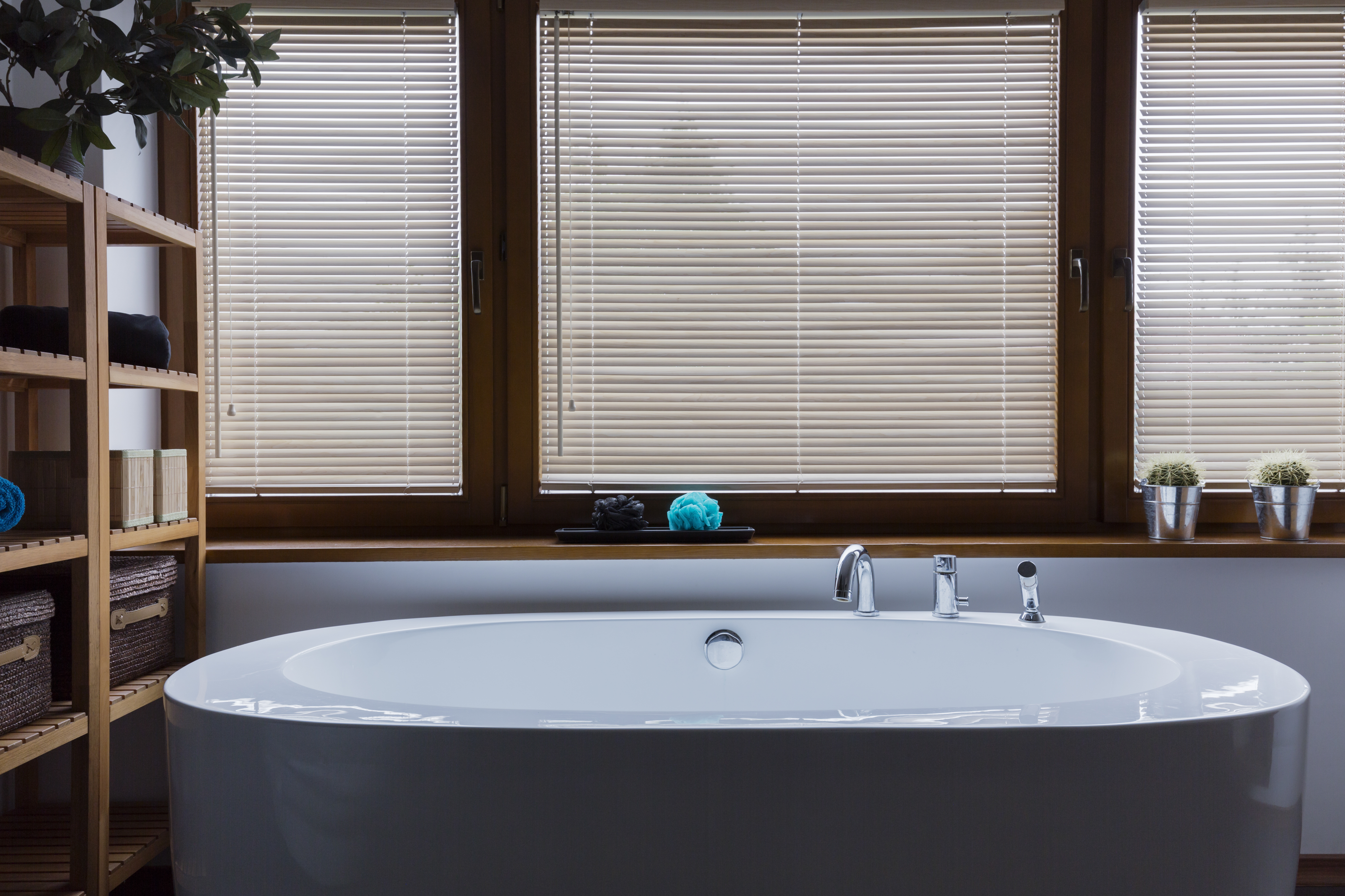 Best Blinds For Bathrooms Moisture, Bathroom Window Blinds