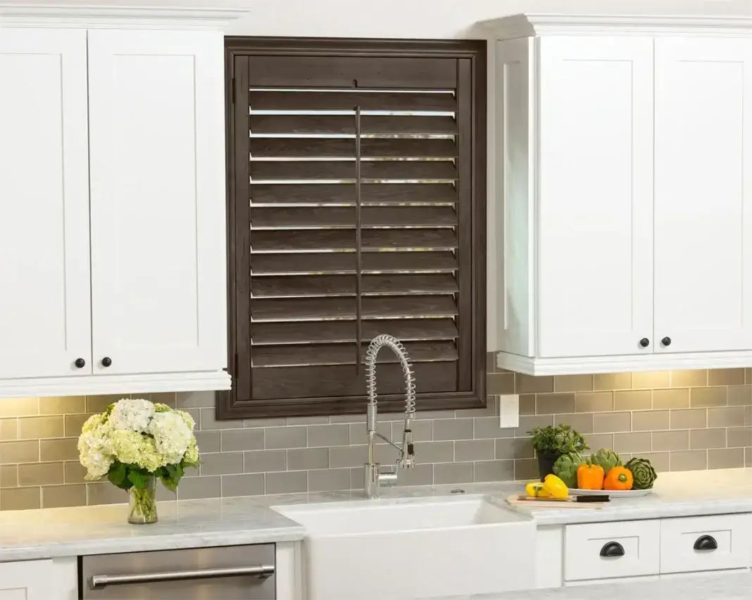 Add elegance & insulation with custom drapery. Schedule your in-home consultation with Bloomin’ Blinds and we’ll measure, order and install your drapes.